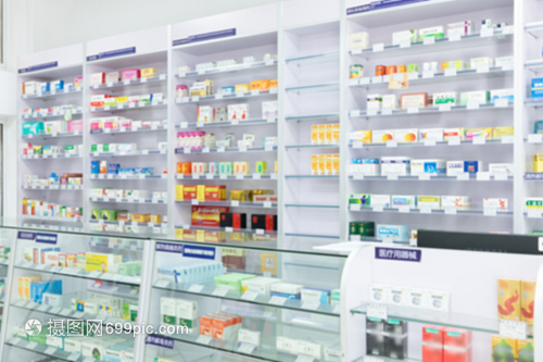 藥店貨架藥品展示